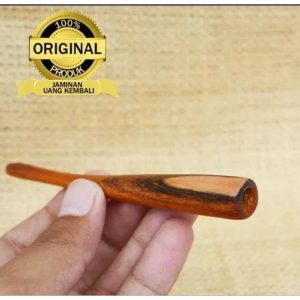 Pipa Rokok Kayu Gaharu