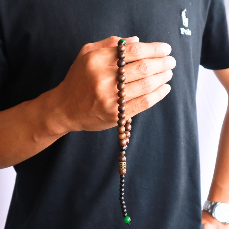 Tasbih Gaharu Asli Hitam Kalimantan
